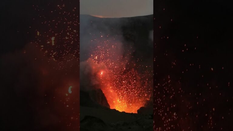 瓦努阿图Tanna火山volcano地球上最易亲近的活火山