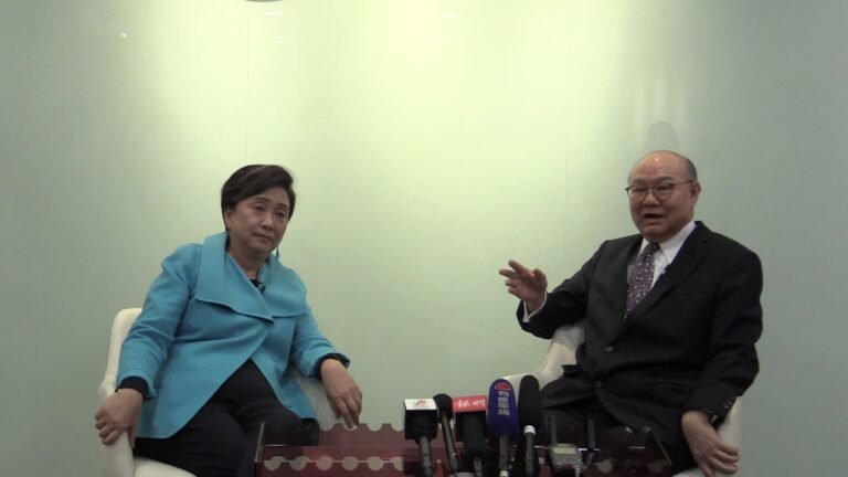 【足本】17:30 10NOV2016 劉慧卿訪問胡國興，關於胡官宣布參選行政長官，主要討論有沒有重蹈梁君彥英國國籍事件覆轍，完成放棄英國國籍未？
