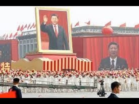 中国大陆 上层在移民；底层在偷渡；大环境恶劣；能移民赶快移民；能跑就跑；所谓“富人” 也没有安全感