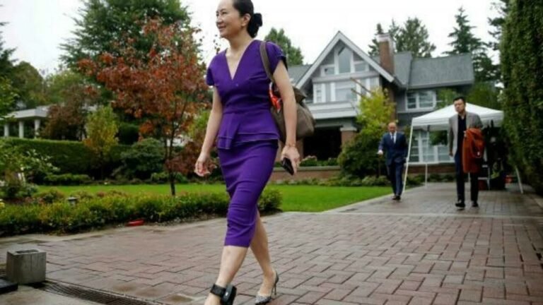 华为“孟晚舟”（CFO）何时能回家？国籍：中国 加拿大永久居住权 持有绿卡十五年。所以答案是：她每天都可以安全轻松的回家。