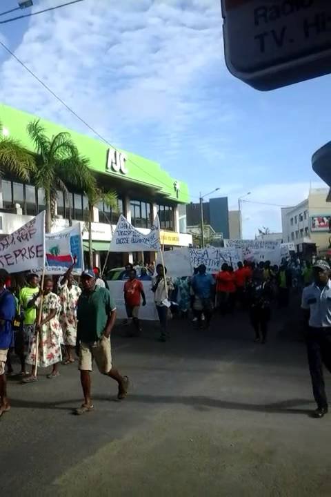 瓦努阿图,  vanuatu  民众游行!