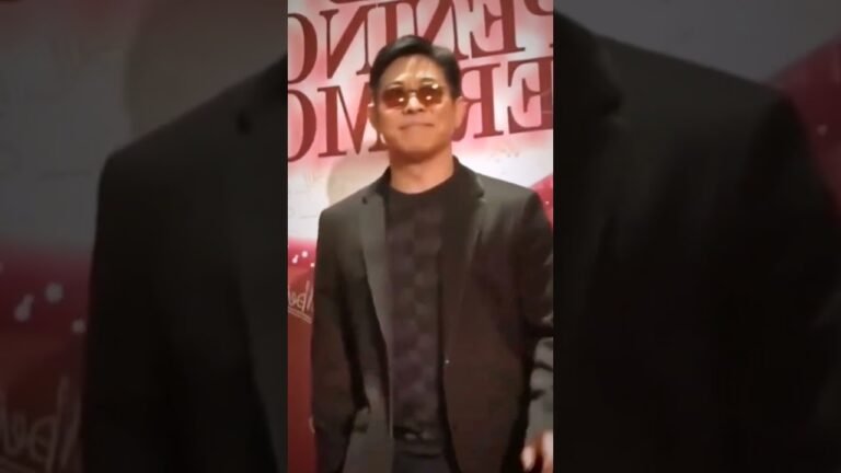 58岁的功夫巨星 #李连杰 三次申请改回中国国籍认祖归宗，皆被拒绝，承诺捐100亿只愿改回国籍，你们会支持他改回国籍吗？