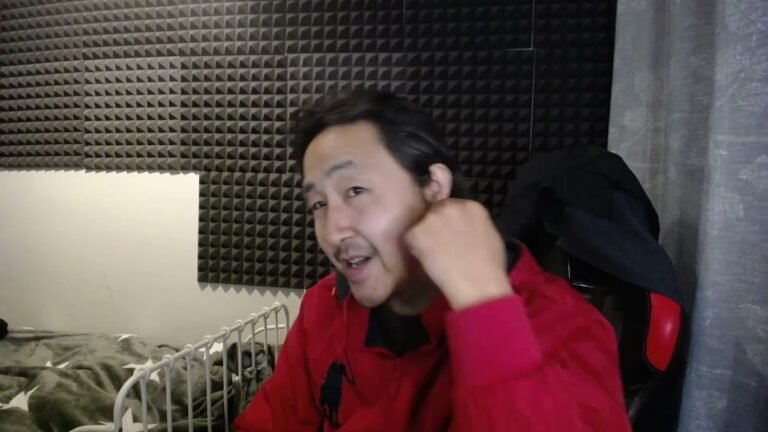 国内韭菜诉苦：累死累活月存1600人民币是什么水平？