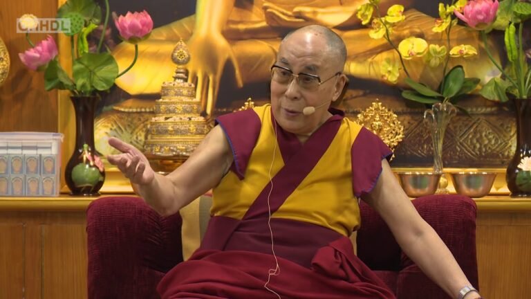 2018年5月21日達賴喇嘛尊者對越南河內，胡志明市和海防進行視訊交流