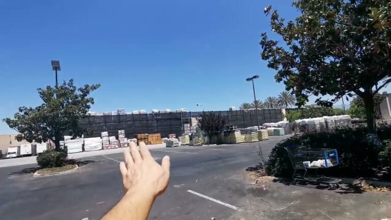 一个无家可归者，往往都是美國公民，他们随机筑巢，到处安家。環遊世界Around The World 走遍美國#环游美国#环游世界