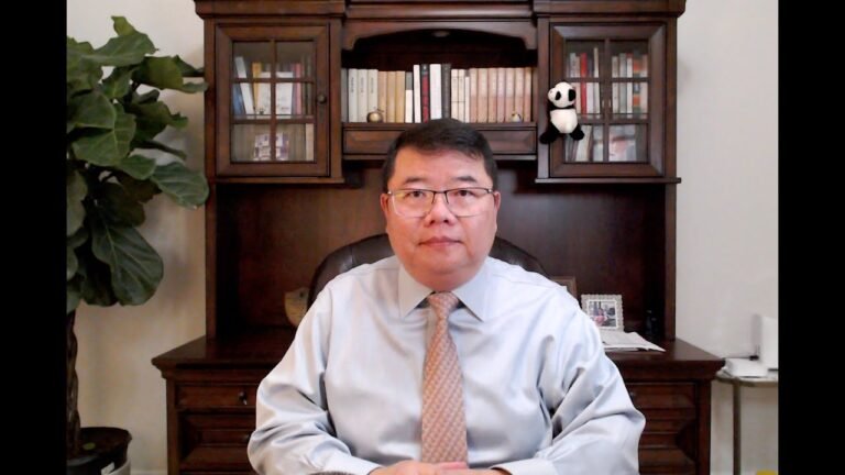 李克强着手处理房地产问题/佩洛西访台美国出动航母护航/中国领导人国产接种?/王剑每日观察/20220725